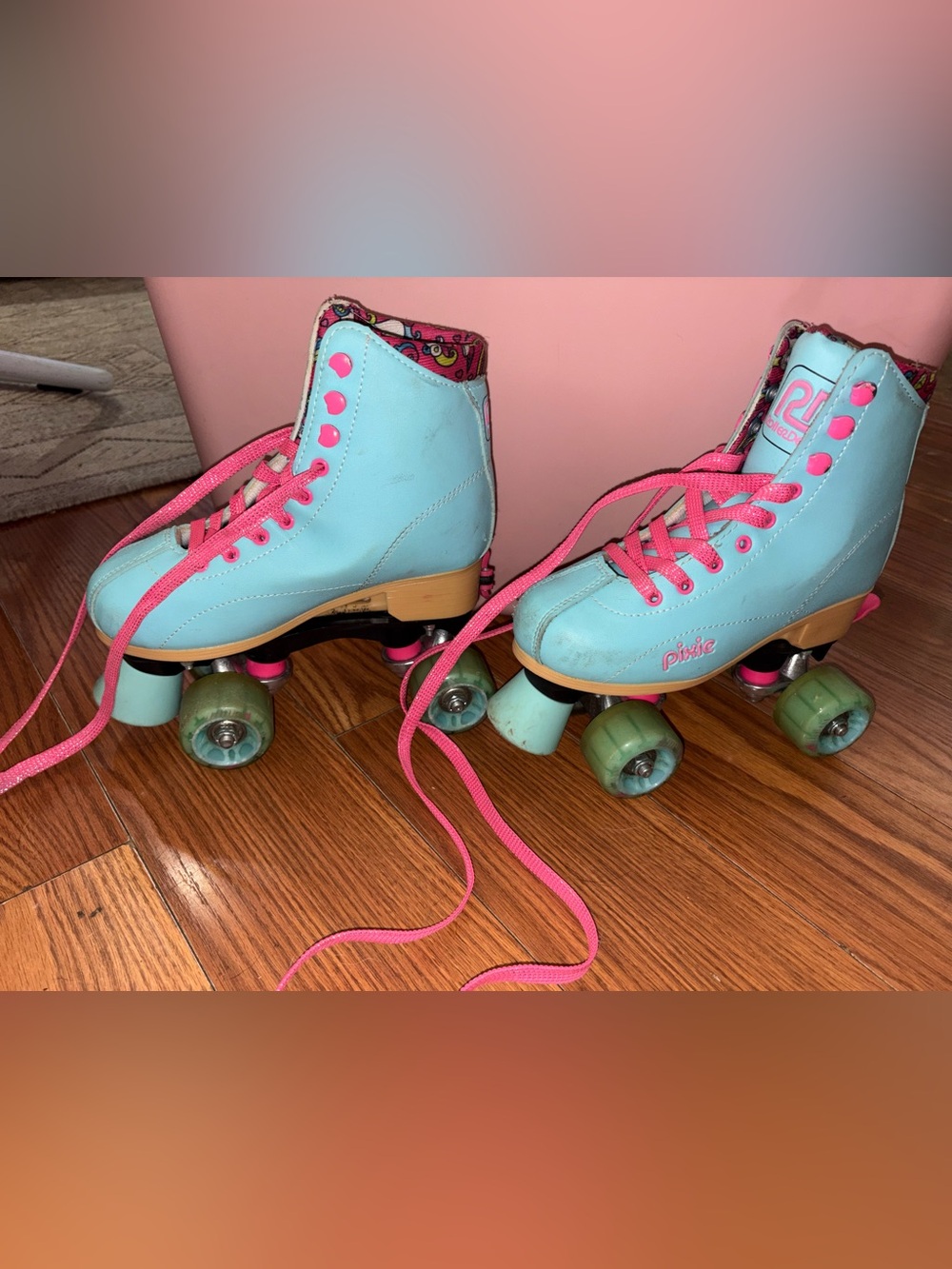Roller derby Pixie Light Blue & Pink Roller Skates